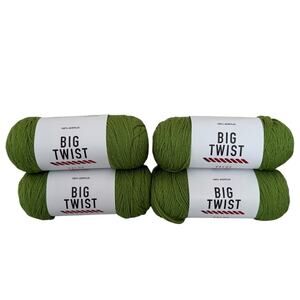 Big Twist Value Light Green #4 Medium Acrylic 6 oz 380 Yards 4 Pack